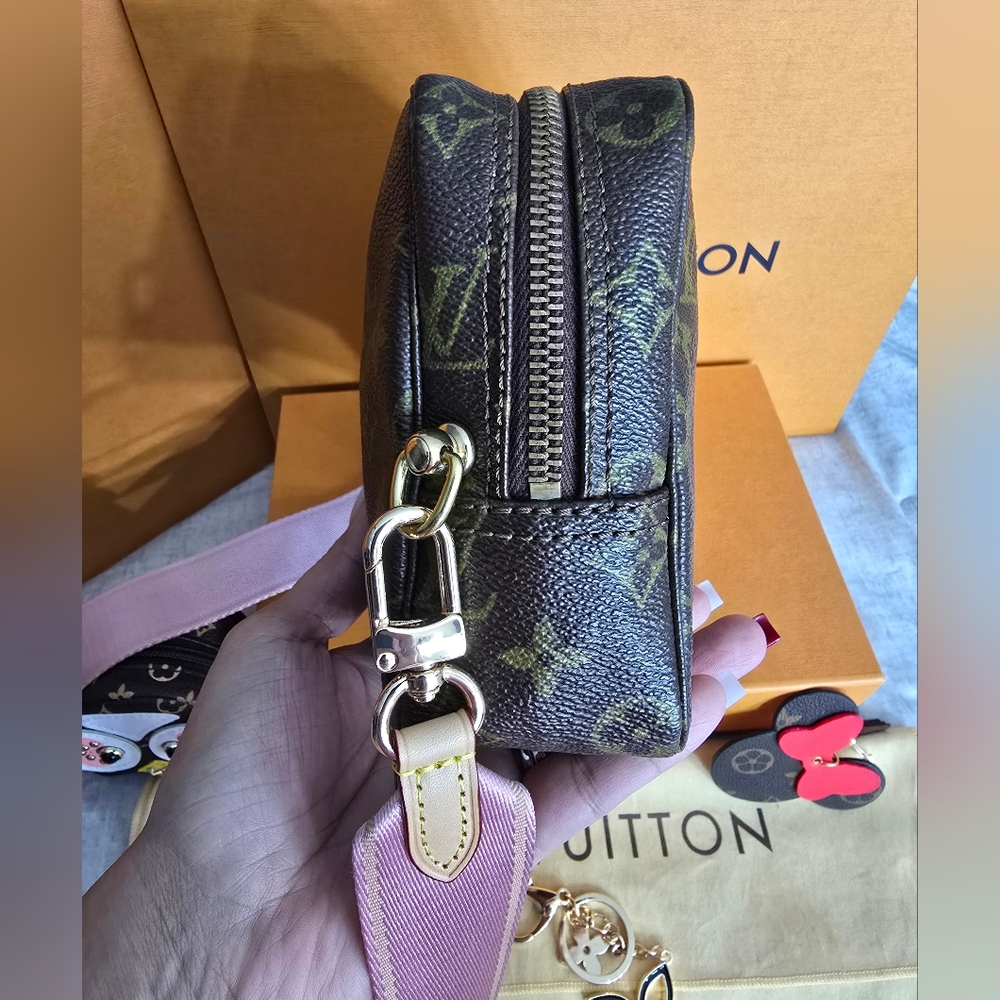 💚Vintage Louis Vuitton Monogram Brown Women's Crossbody Trousse 23 Pouch Bag💚 - Picture 7 of 17